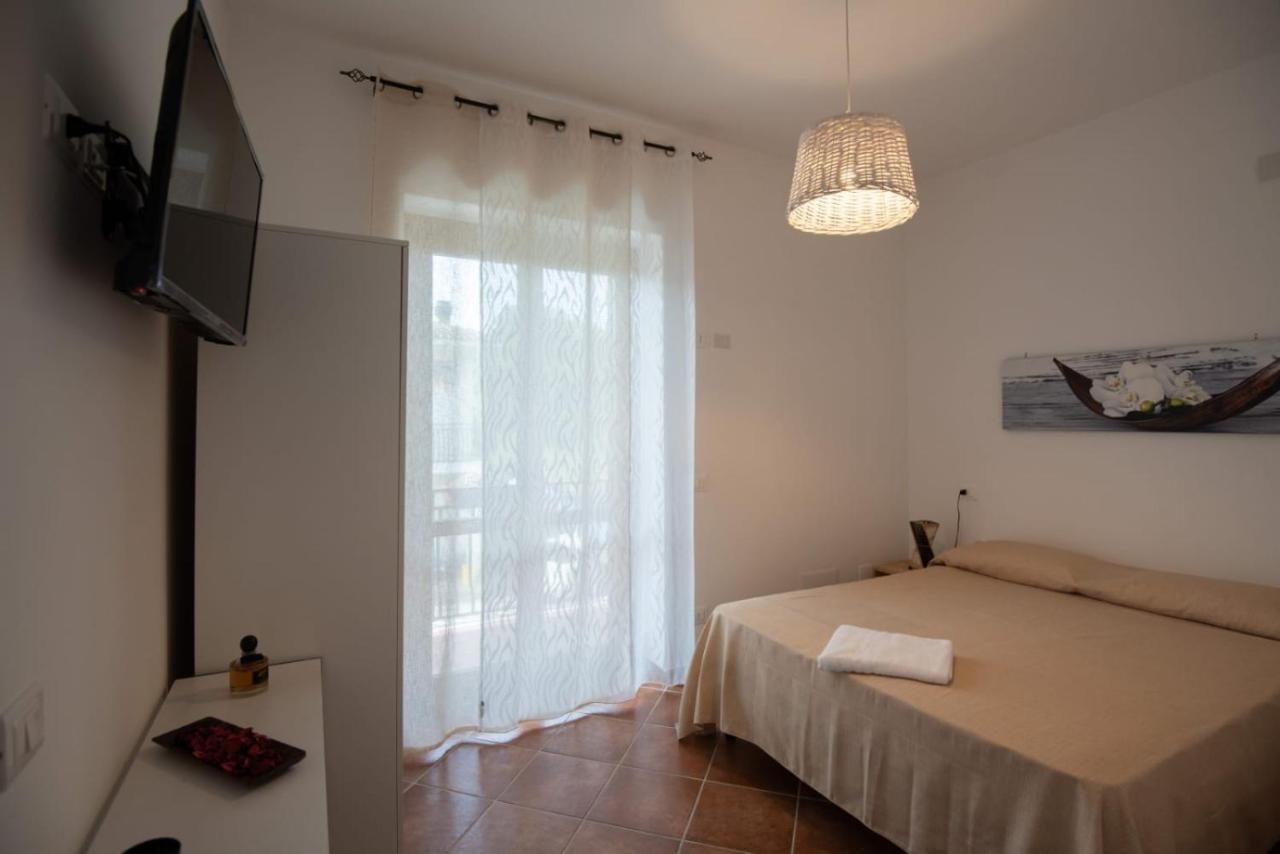 Casa Floris Acomodação com café da manhã Agropoli Exterior foto
